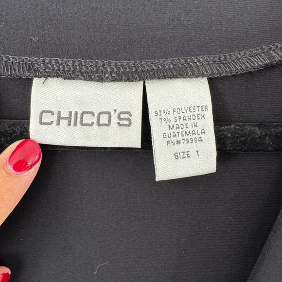 Chico's Black Sleeveless Long Tunic Vest Oyster Button Wrinkle-Resistant - Picture 2 of 5